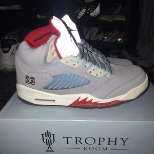 Jordan Retro 5 - trophy room #4049